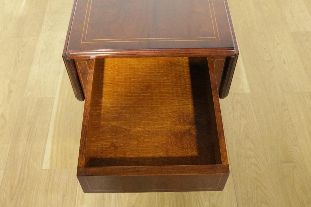 イタリア★クラシック★バタフライテーブル★キャスター付き★