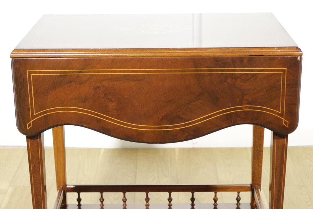 イタリア★クラシック★バタフライテーブル★キャスター付き★