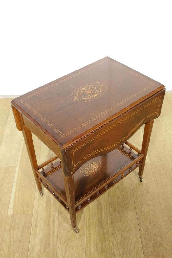 イタリア★クラシック★バタフライテーブル★キャスター付き★