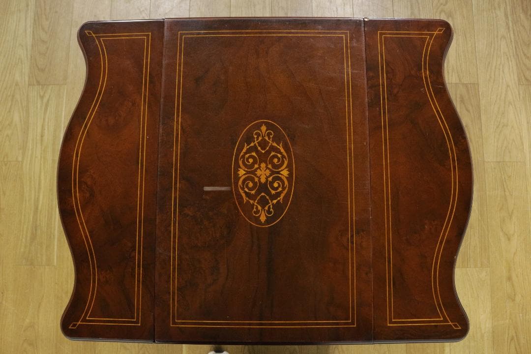 イタリア★クラシック★バタフライテーブル★キャスター付き★