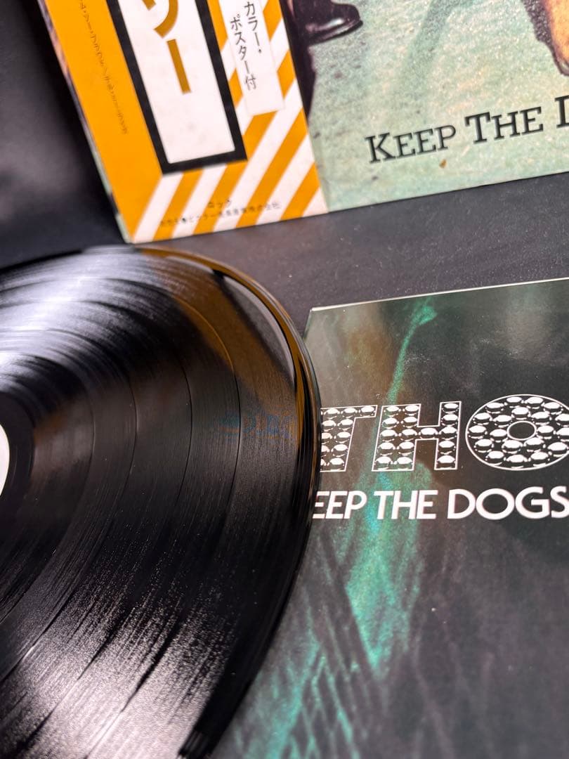 C061 THOR KEEP THE DOGS AWAY 怒りの雷神　ソー