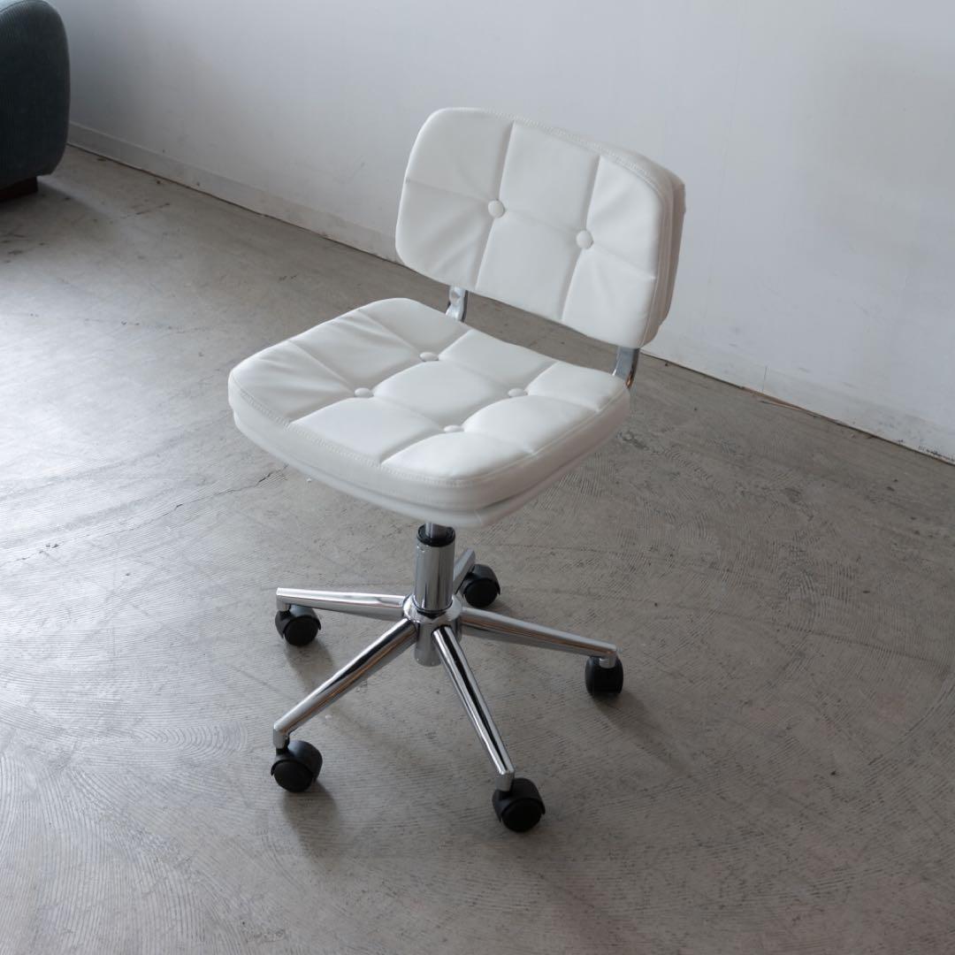 デスクチェア　RKC-301WH 高さ調節可能