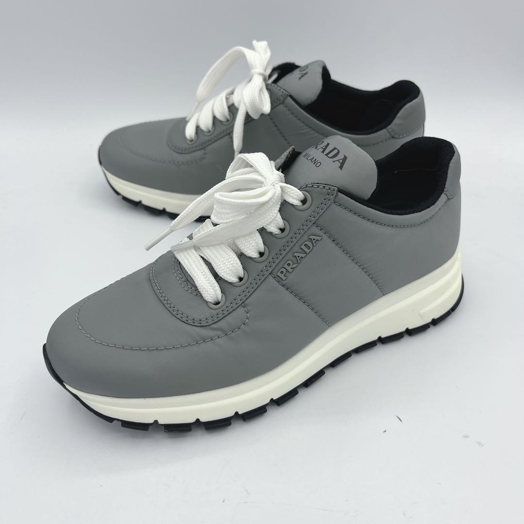 極美品　PRADA グレー　ナイロン スニーカー　36