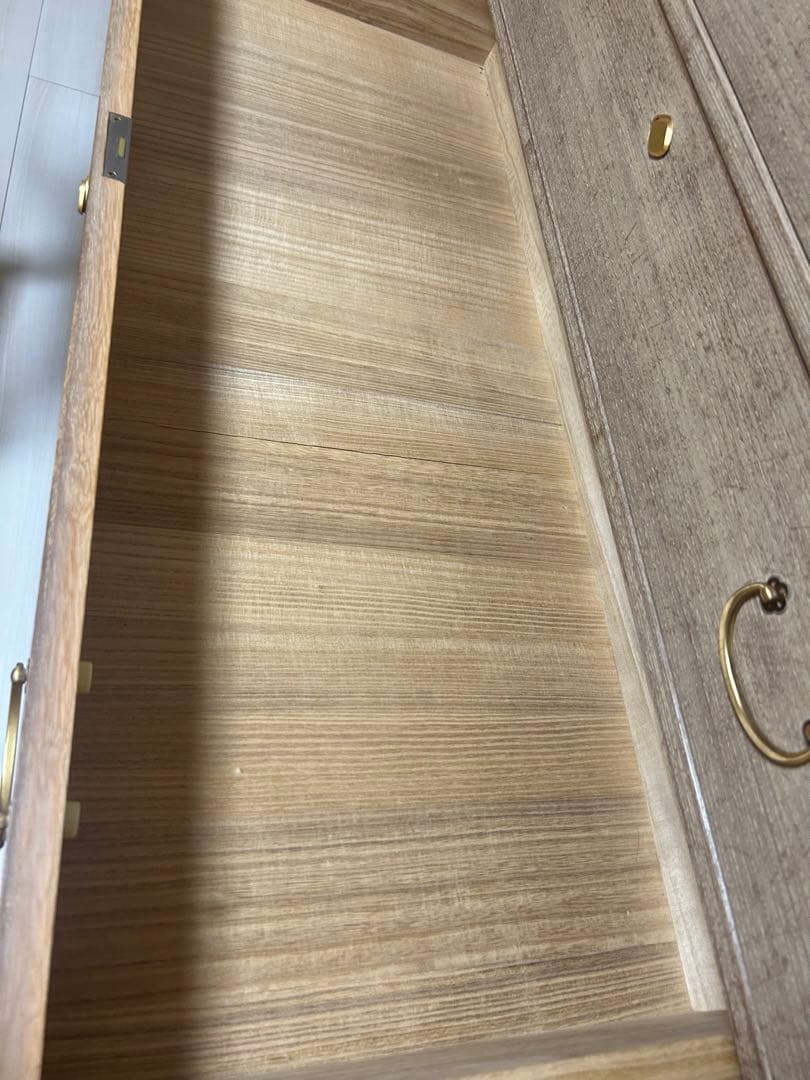 桐箪笥　【2月28日掲載終了】