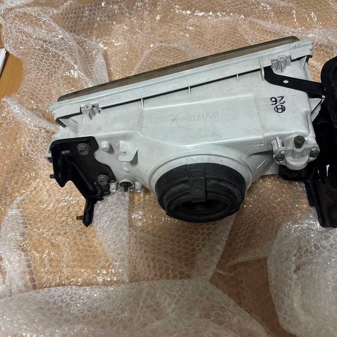 ae86 レビン　後期　純正　ヘッドライト