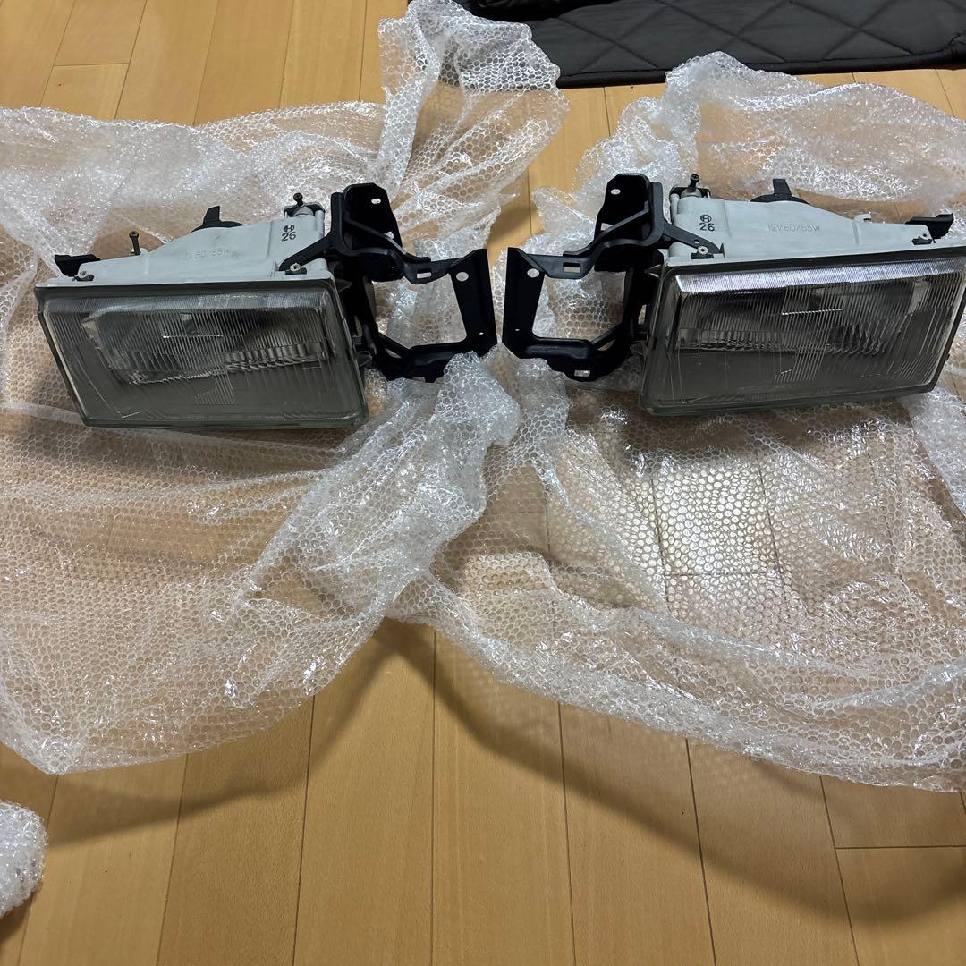 ae86 レビン　後期　純正　ヘッドライト