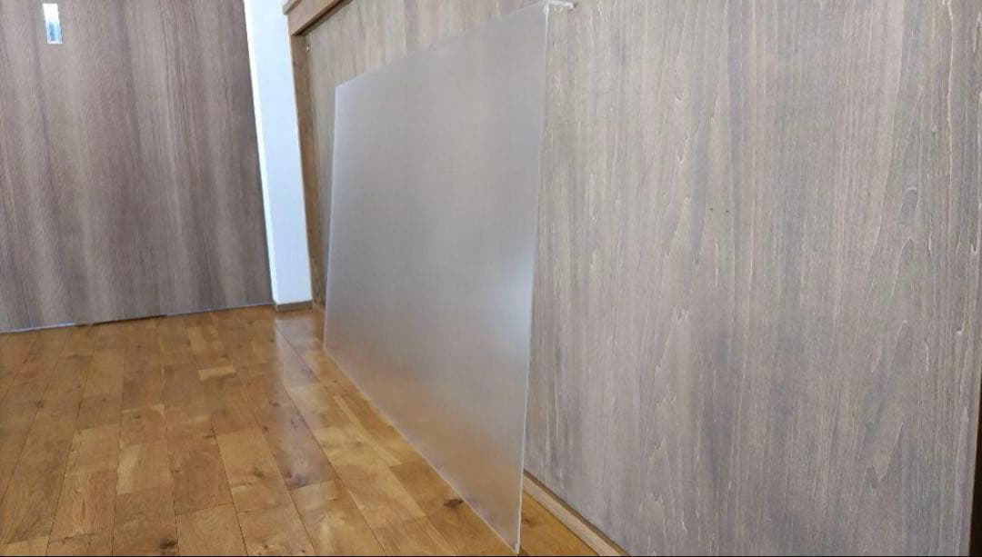 液晶テレビ　保護　パネル　60型