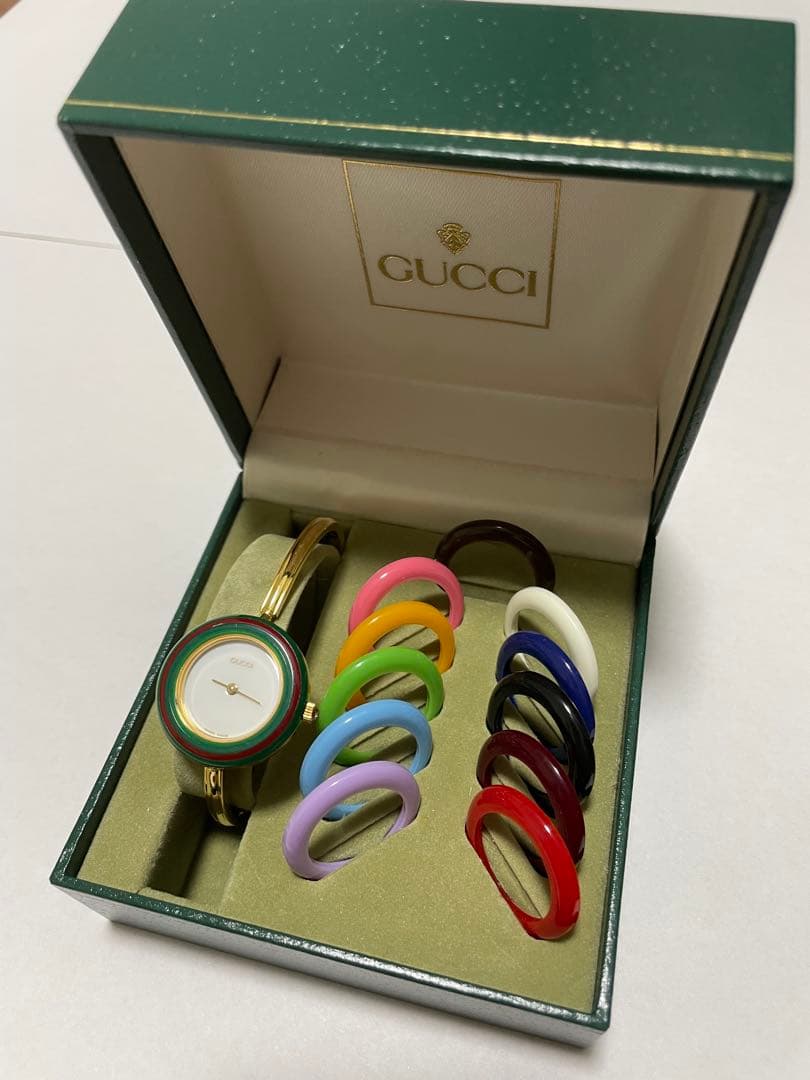 極美品 GUCCI グッチ チェンジベゼル12色完備 箱、保証書付き　稼働