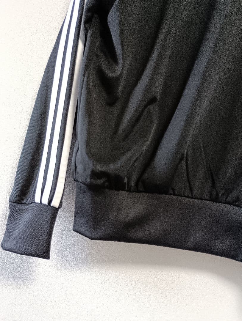 adidas ブラック ファイヤーバード M 美品 IJ7058