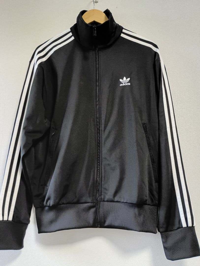 adidas ブラック ファイヤーバード M 美品 IJ7058