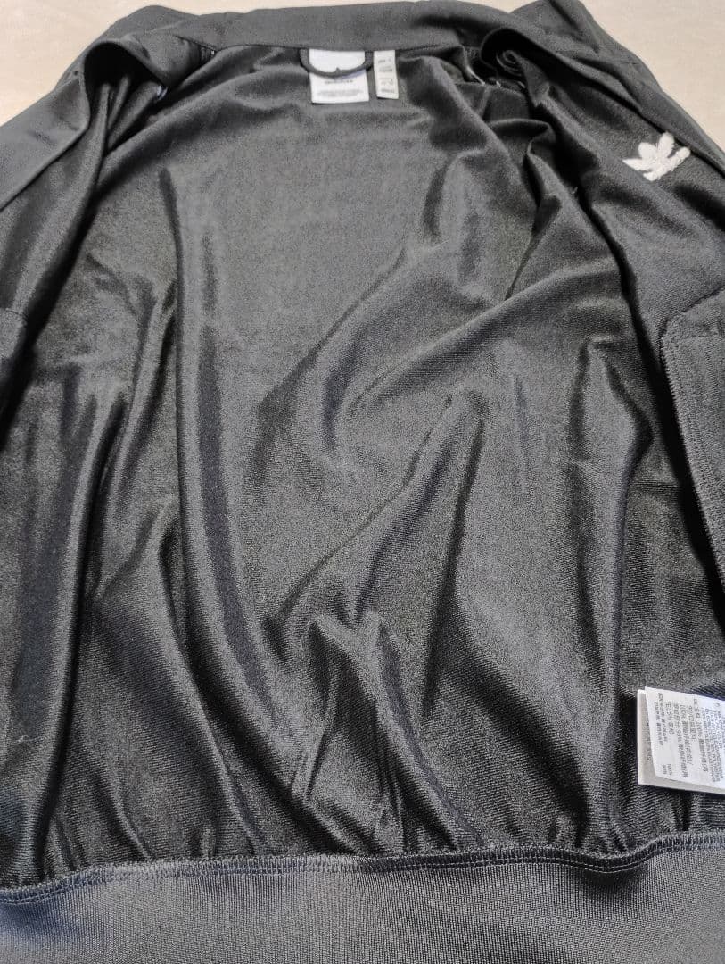 adidas ブラック ファイヤーバード M 美品 IJ7058