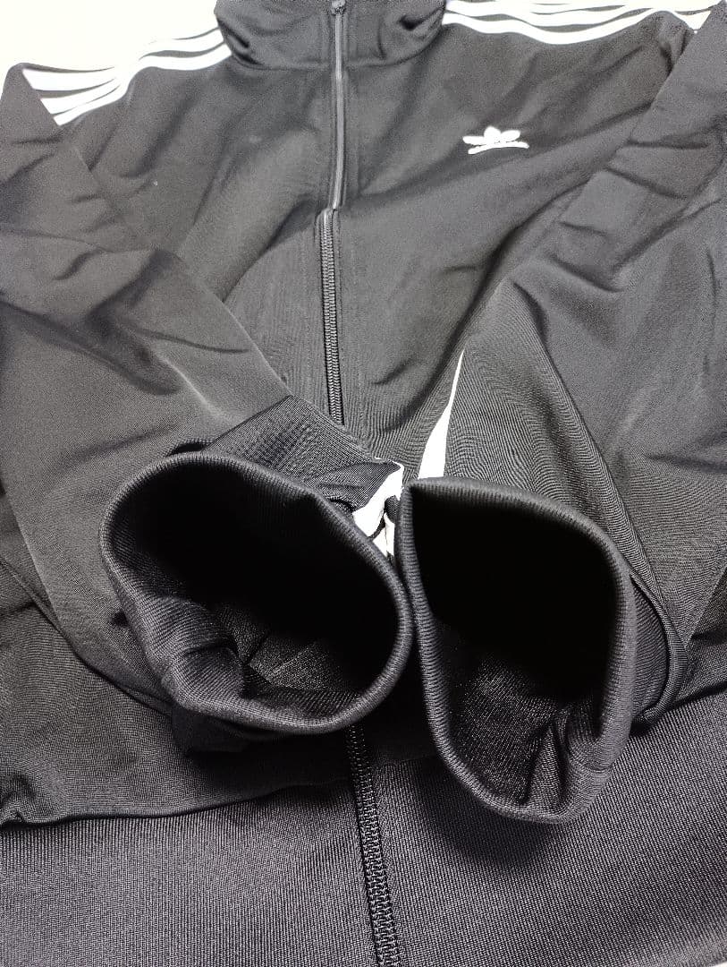 adidas ブラック ファイヤーバード M 美品 IJ7058