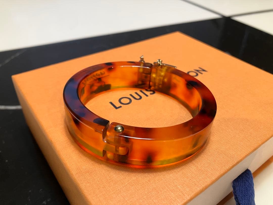 ★★もこもです★★ 【極美品】ルイヴィトン ブラスレロックミー バングル