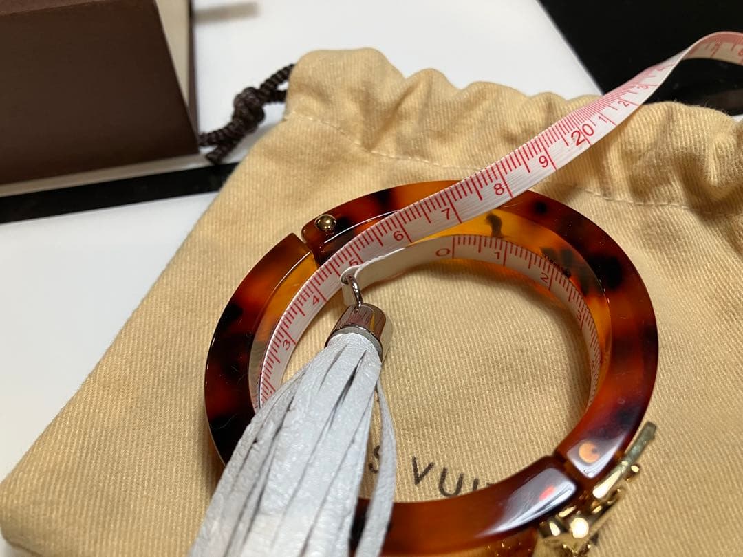 ★★もこもです★★ 【極美品】ルイヴィトン ブラスレロックミー バングル