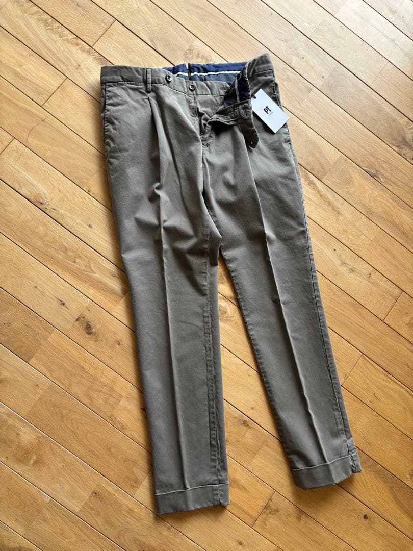 美中古 PTTORINO タックイン チノパンツ 46 グレージュ PT01