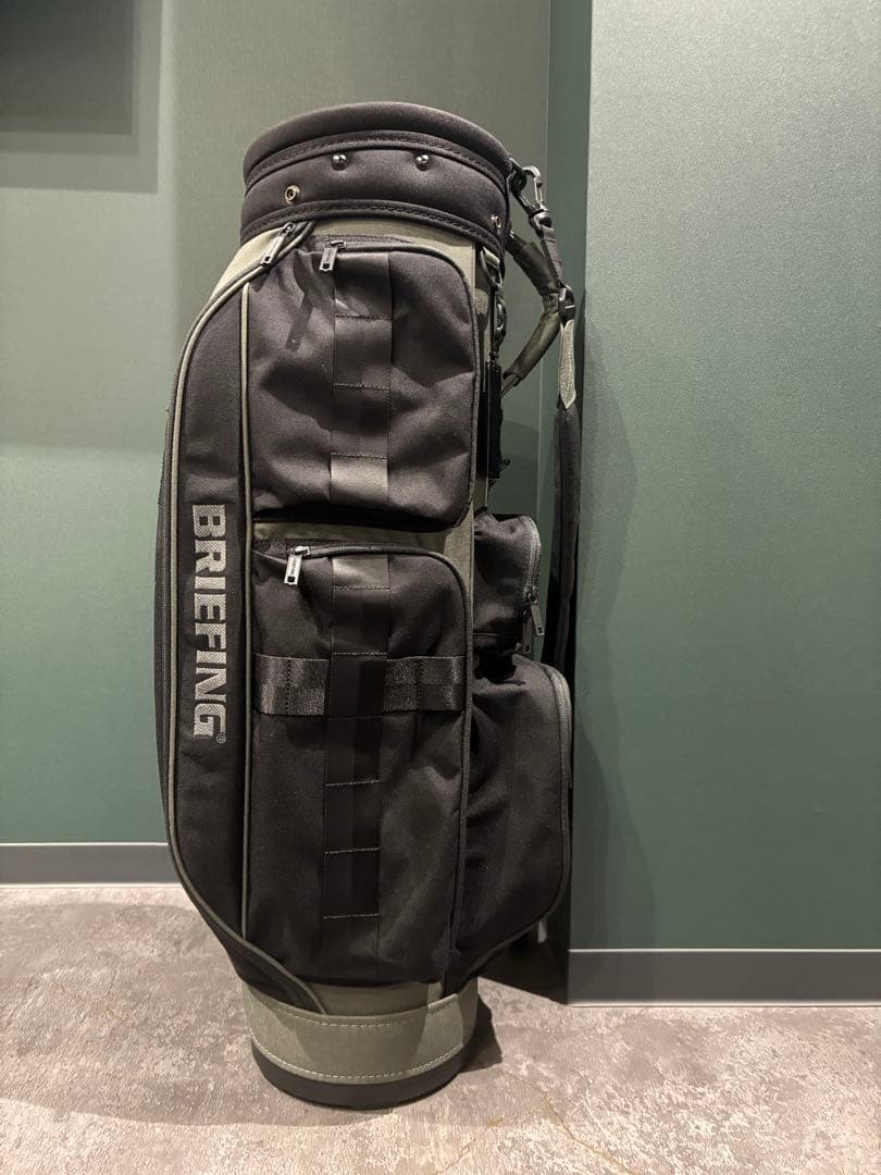 BRIEFING ゴルフバッグ・キャディバッグ ブラック・グレー