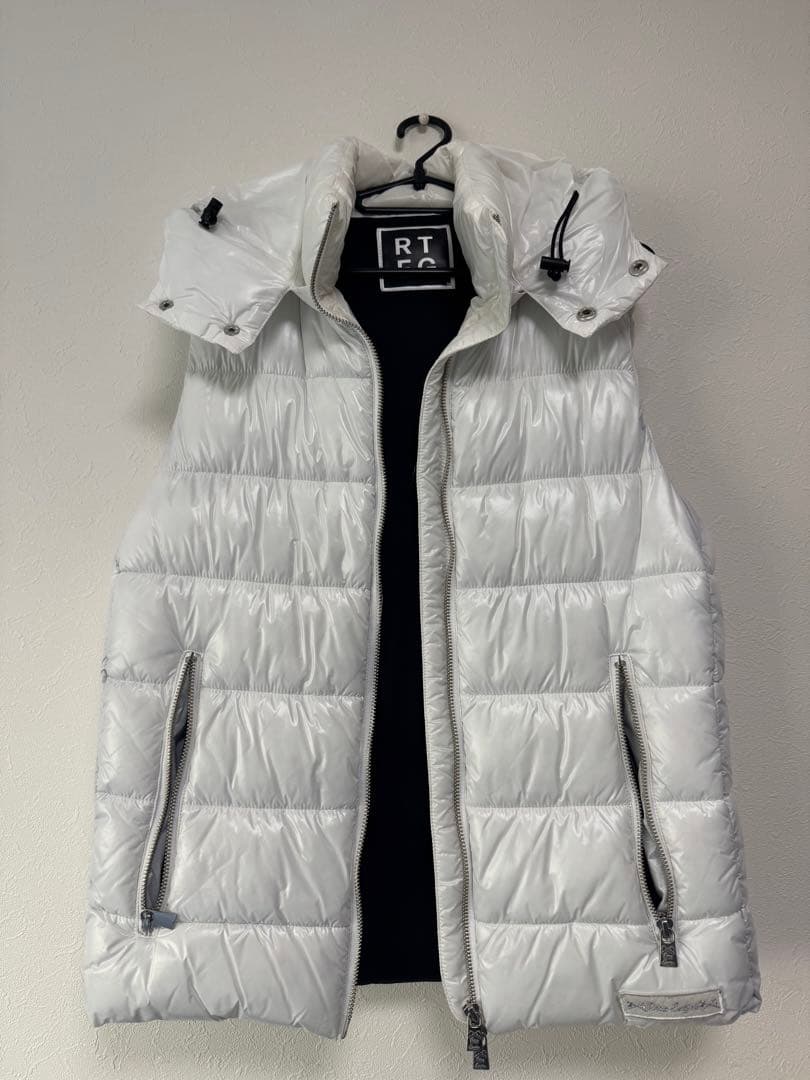 アダムスジャグラー ダウンベスト