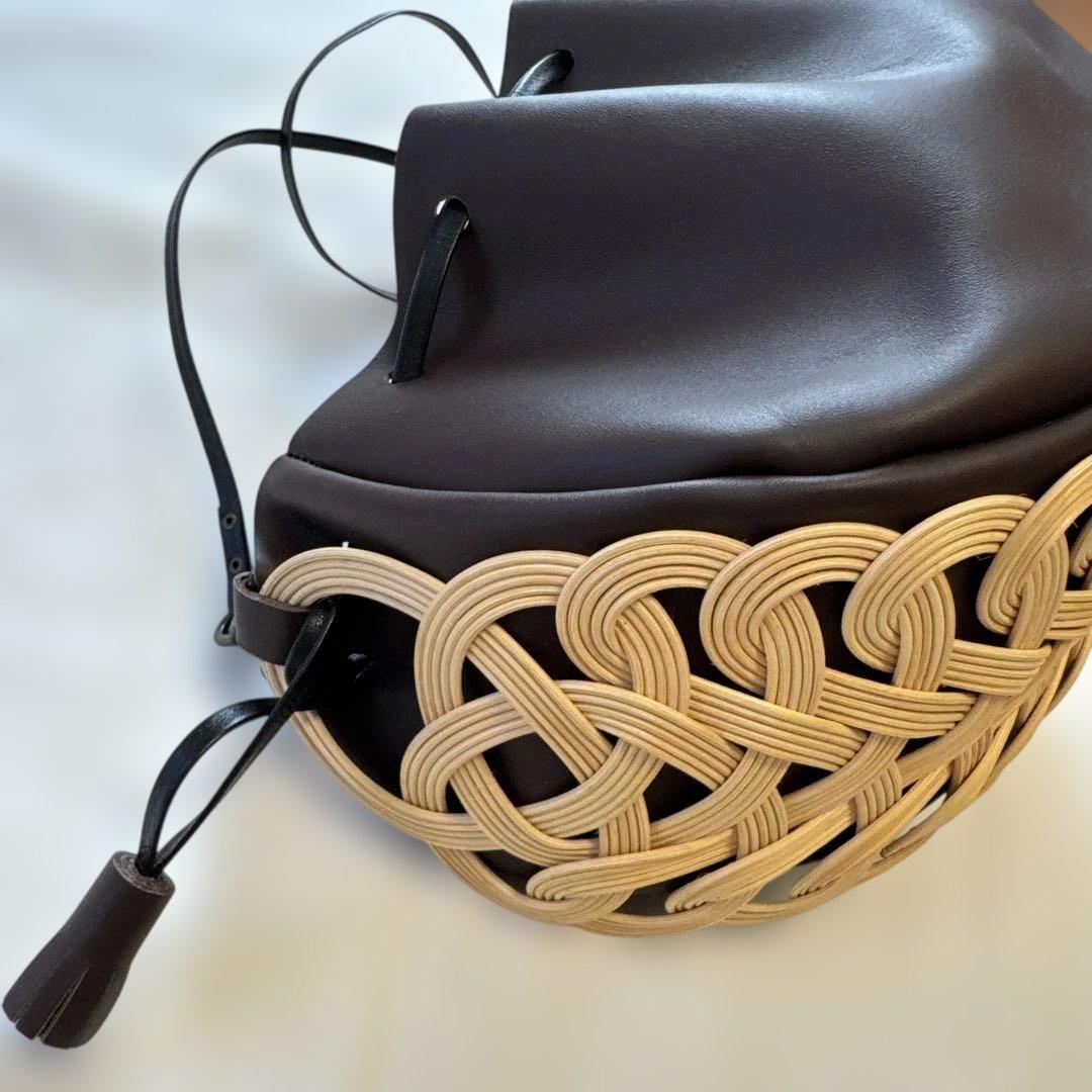 msnomムスノム　ブラウンラタンバッグ