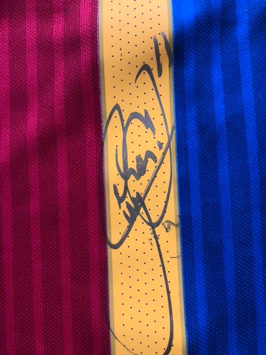 ネイマール 直筆サイン入りユニフォーム