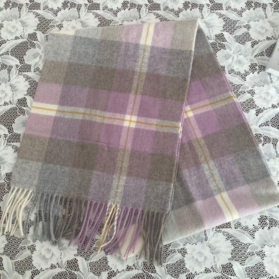 【新品】アクアスキュータム チェック柄マフラー ピンク グレー/パープル