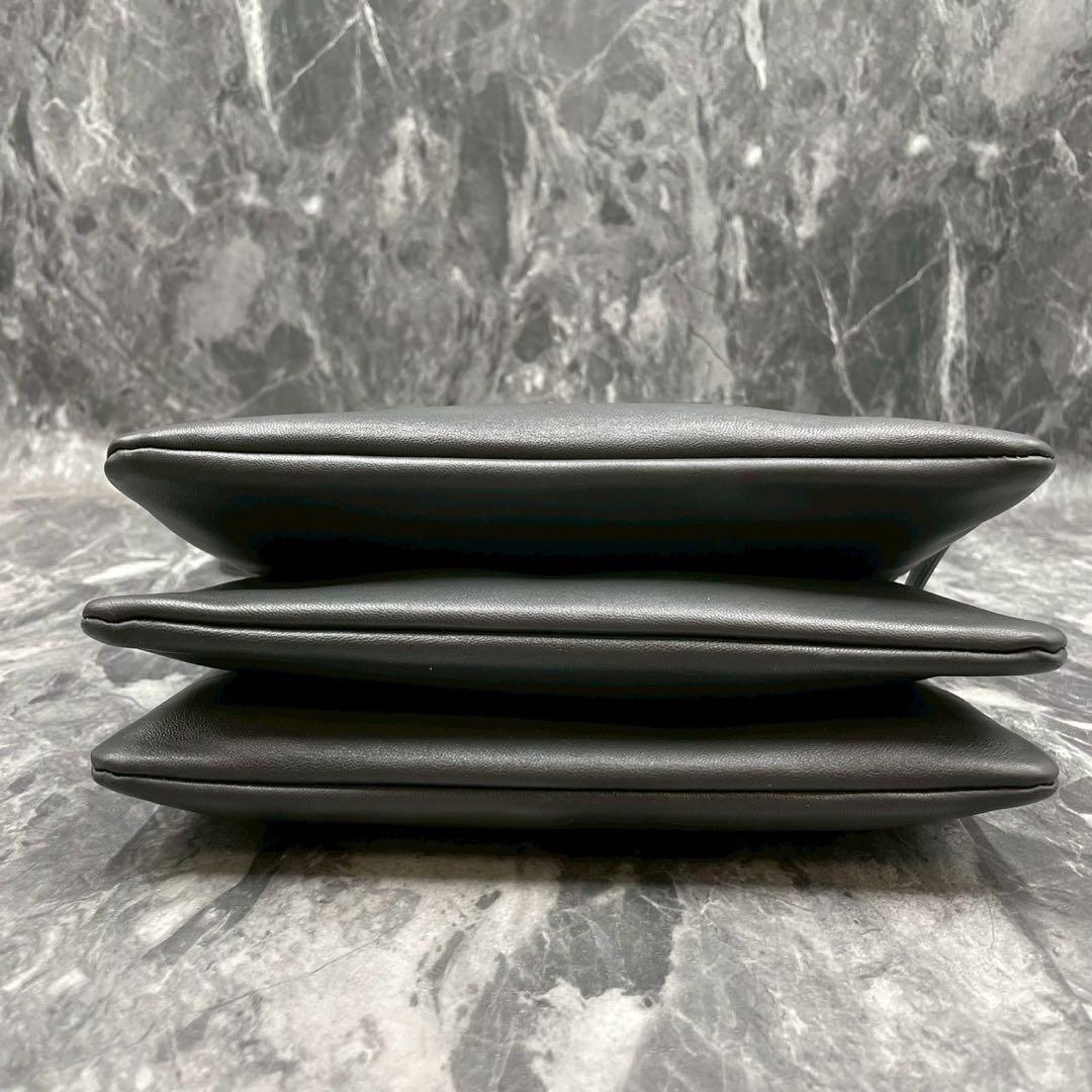 べーさん ✨セリーヌ　トリオラージ　ショルダーバッグ