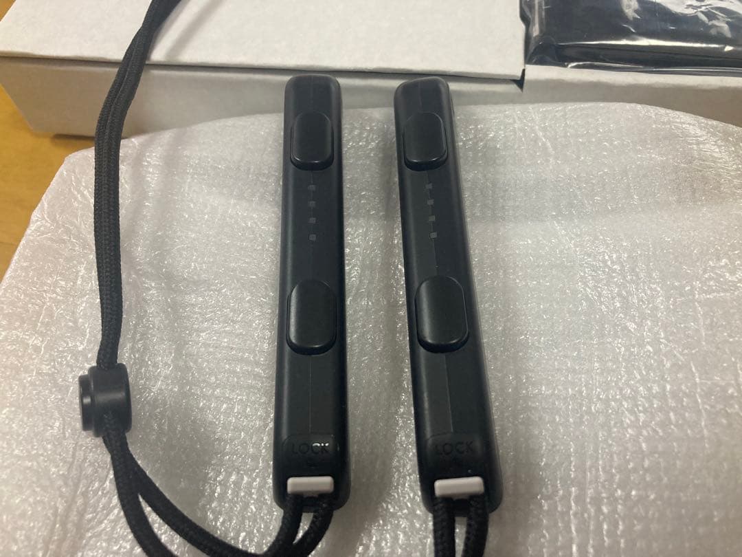 【美品】Nintendo Switch 箱付属品付き　動作確認済