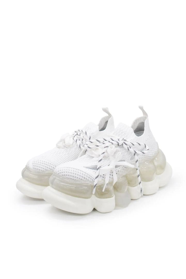 ミキオサカベ　スニーカー