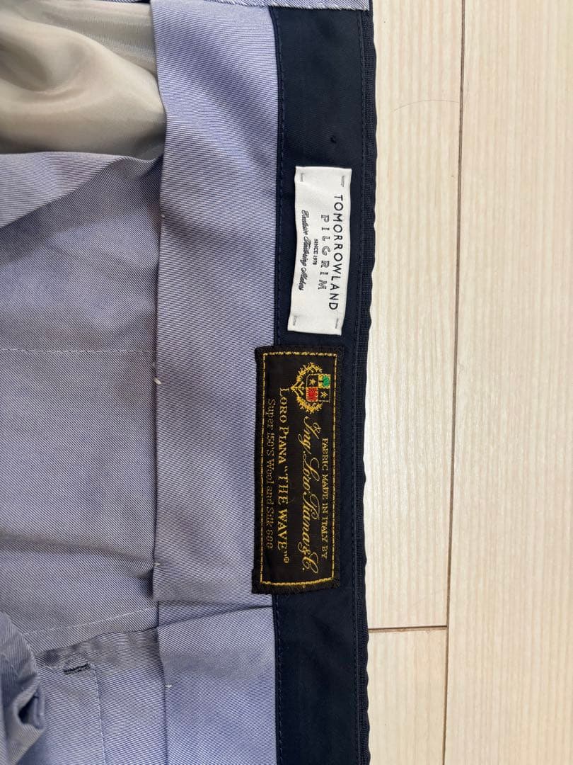 Loro Piana ダークブルー 夏用スーツ