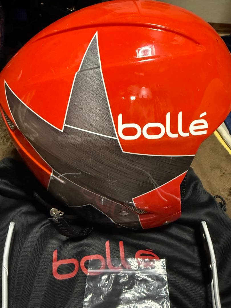 スキー　ヘルメット　58cmボレー SAJ FIS対応　チンガード　アルペン