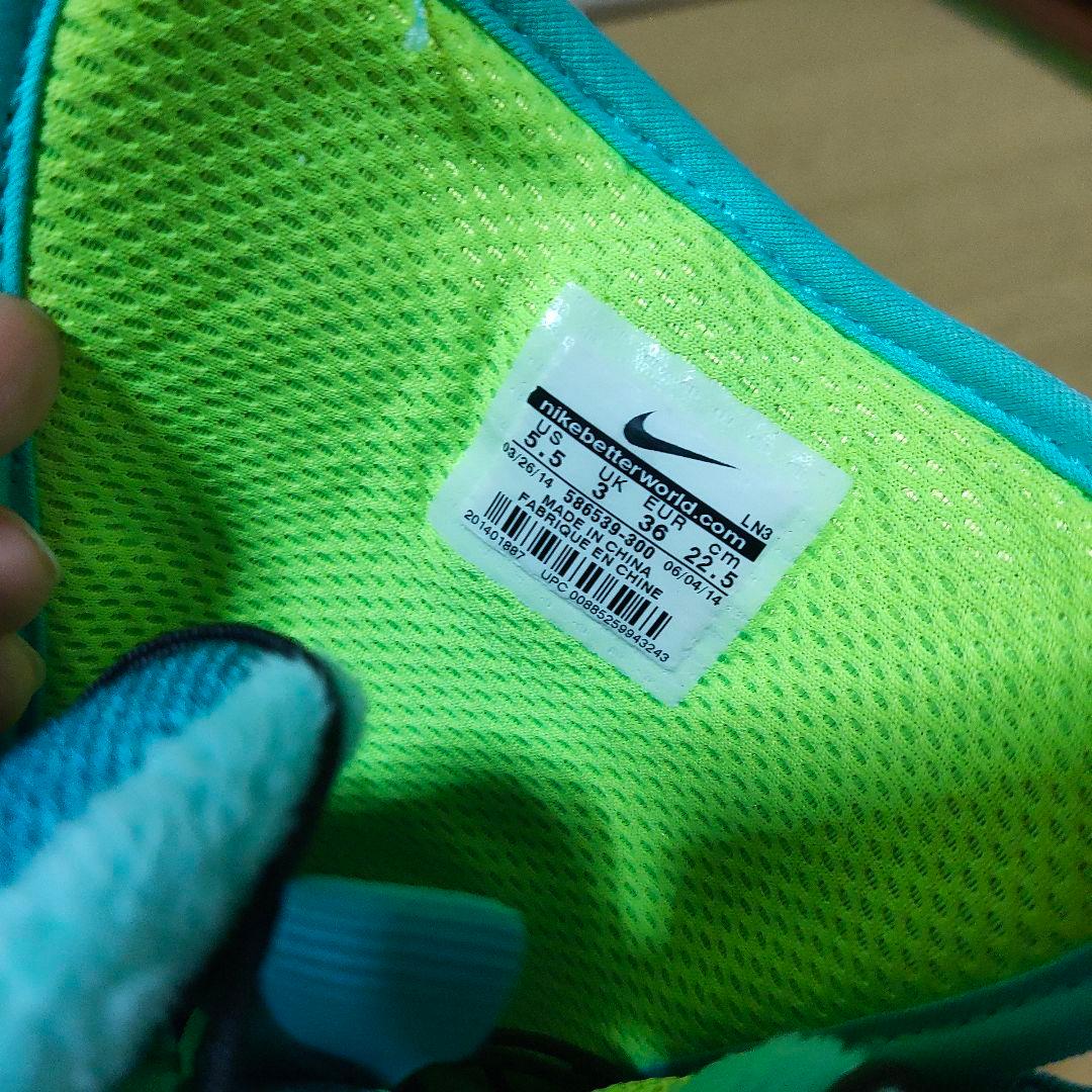 NIKE スノーボードブーツ 22.5cm