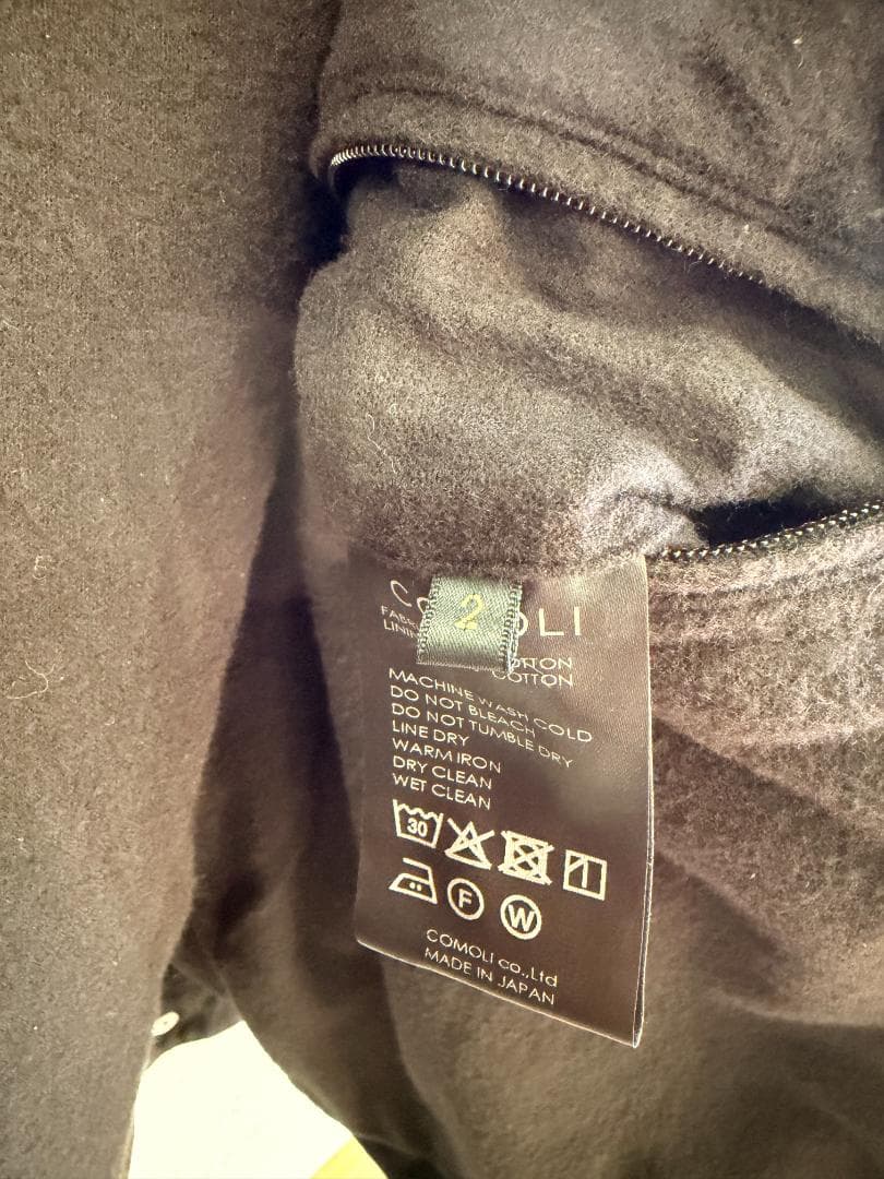 COMOLI ブラックデニム ショートジップジャケット D01-01001