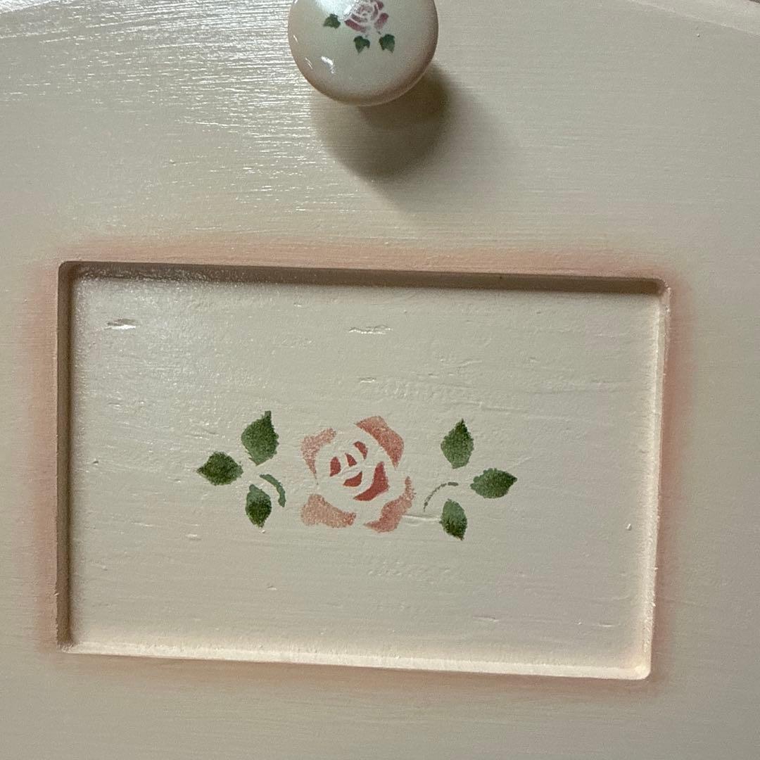 【限定特価)マニーローズ取手と薔薇ステンシルの ブレッドボックスピンク　パイン材