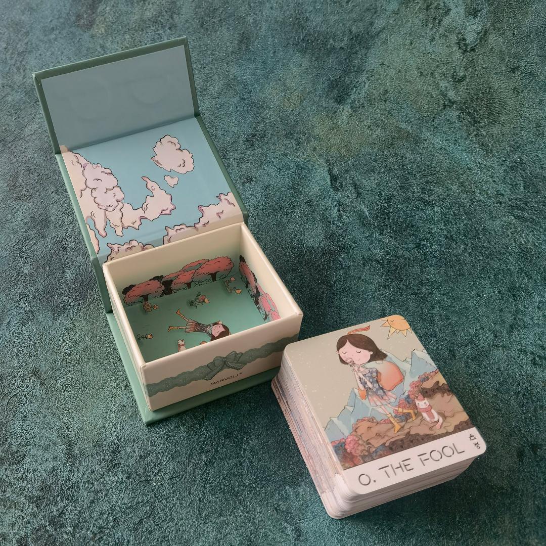 【正規品タロットカード】少女マンガのような可愛い絵柄✨ハニーナイトタロット・ミニ