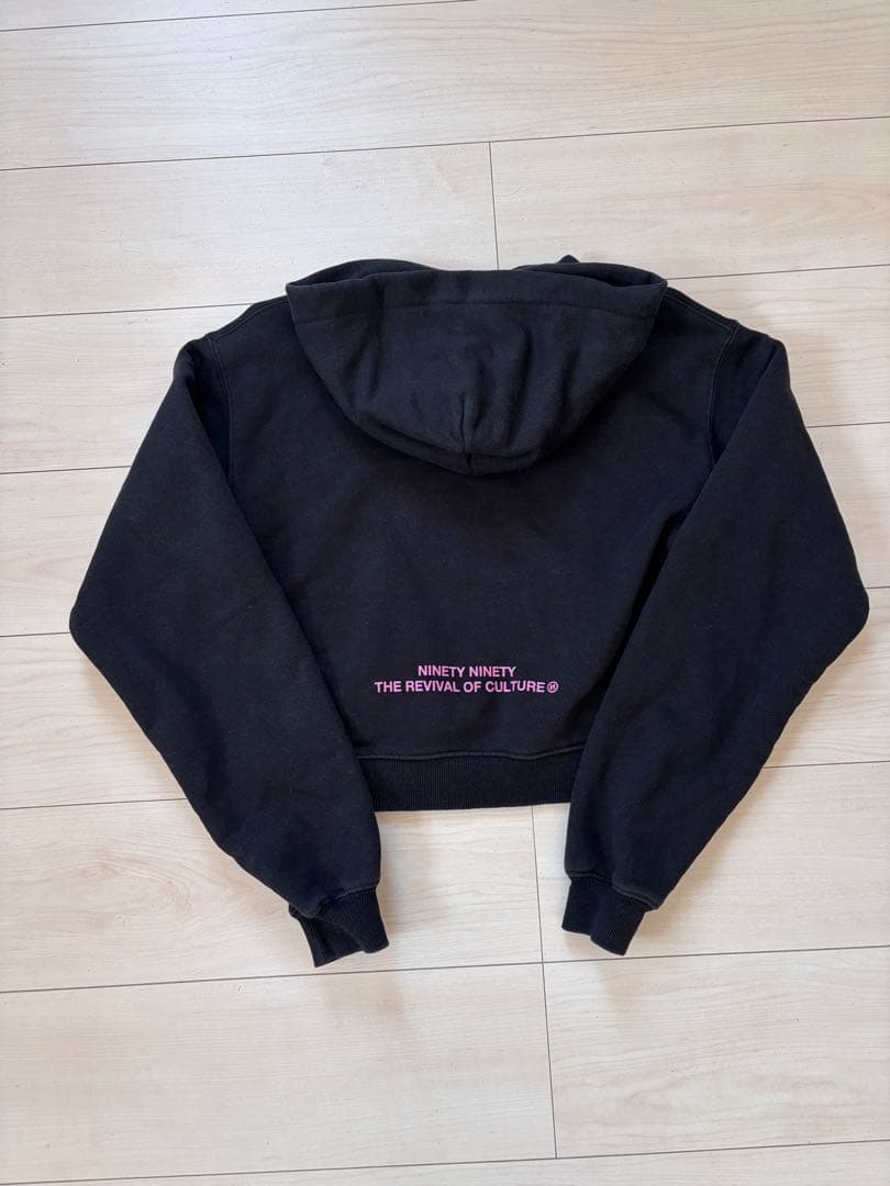 9090 パーカー Mサイズ