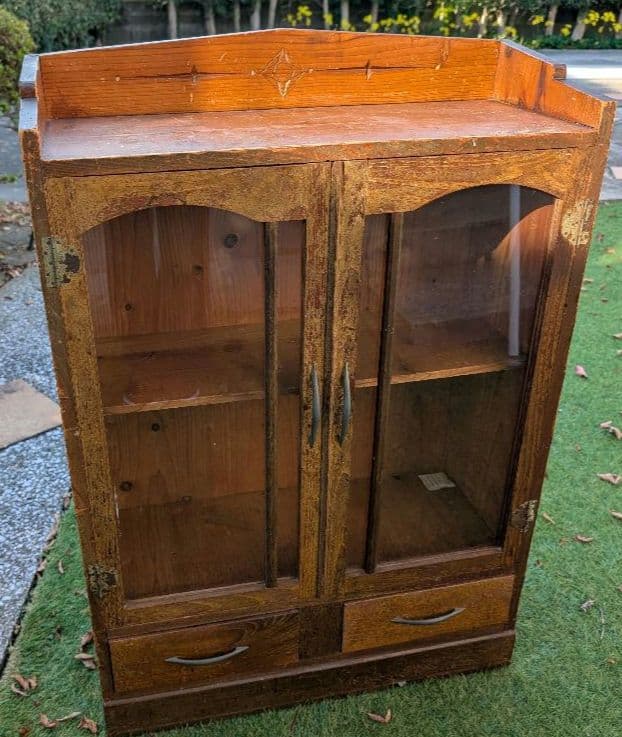エ*ス様 昭和レトロ　アンティーク木製キャビネット ガラス扉付き　戸棚