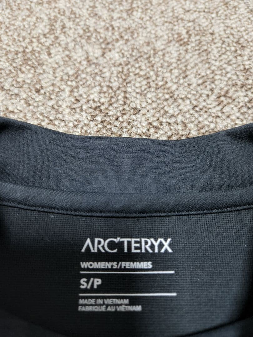 美品 アークテリクス 長袖シャツ sサイズ