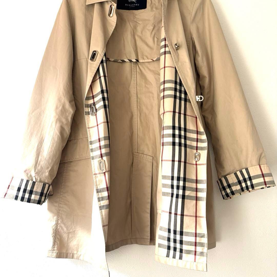 ベージュ ステンカラーコート チェック柄袖