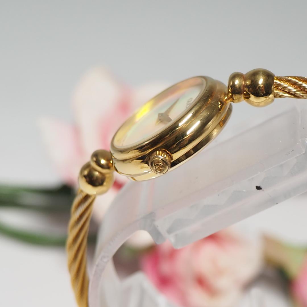 美品 グッチ GUCCI バングルウォッチ 2700L シェル 腕時計 H457