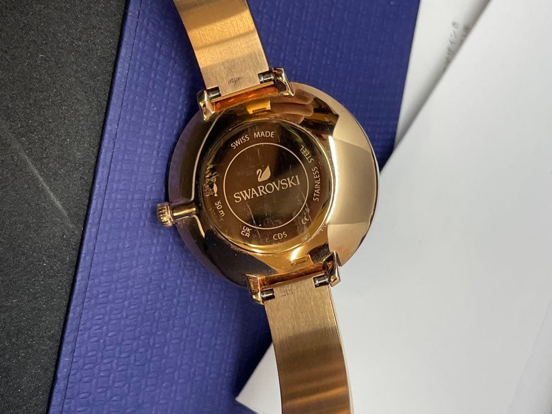 SWAROVSKI 腕時計 ゴールド　スワロフスキー ウォッチ箱付き　コマ　稼働