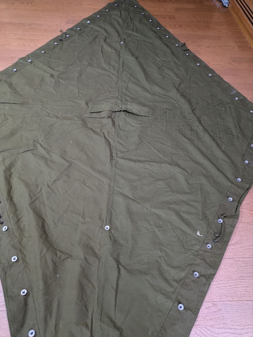 ノルウェー軍幕　2枚　used 銀ボタン　展開図あり