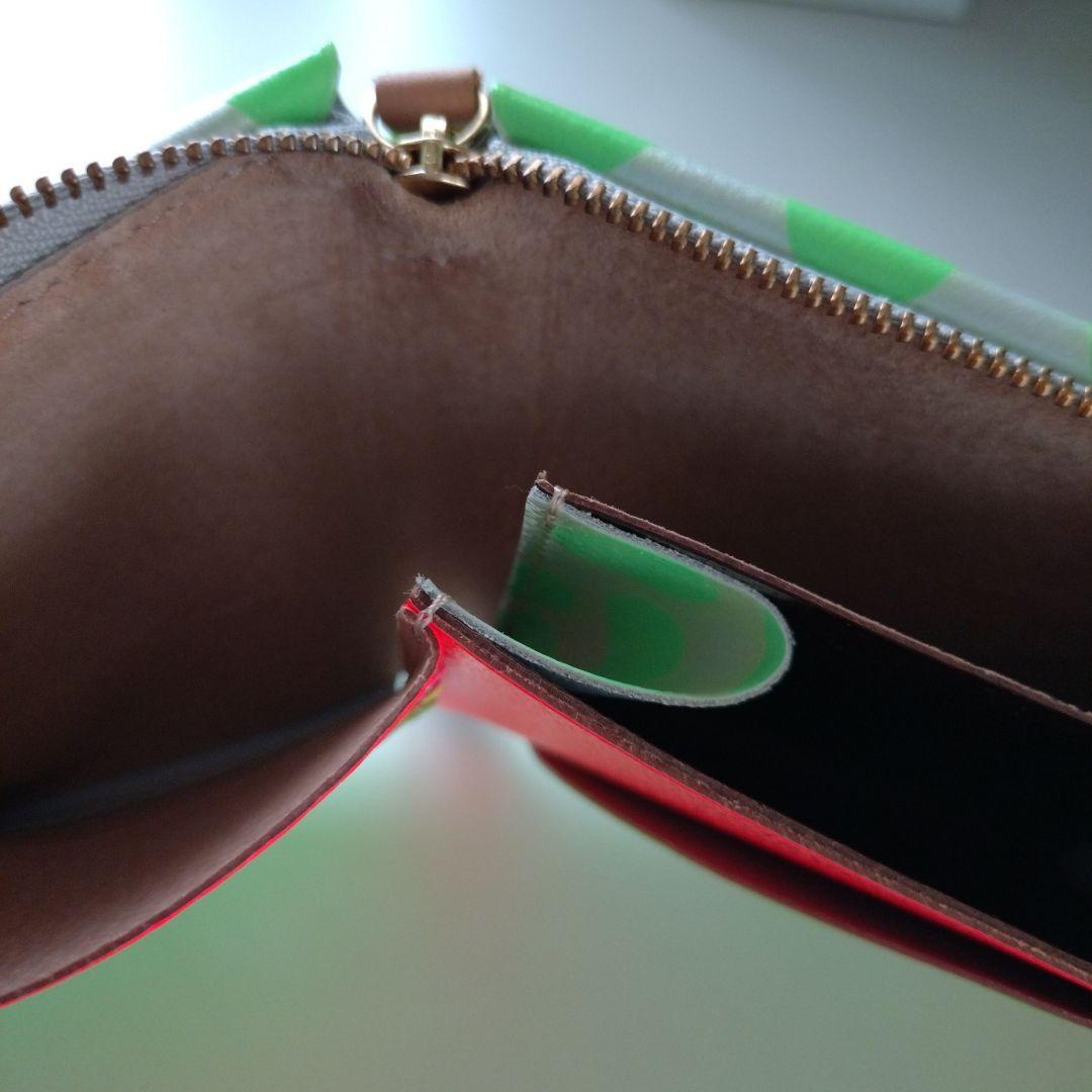 carmine カラフルドット２つ折り財布