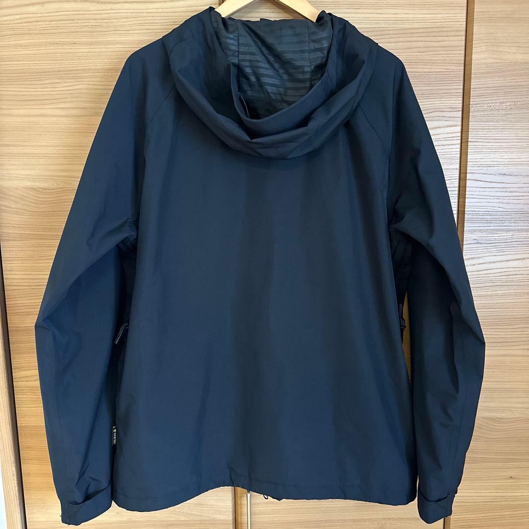 VOLCOM GORE-TEX ブラックジャケット