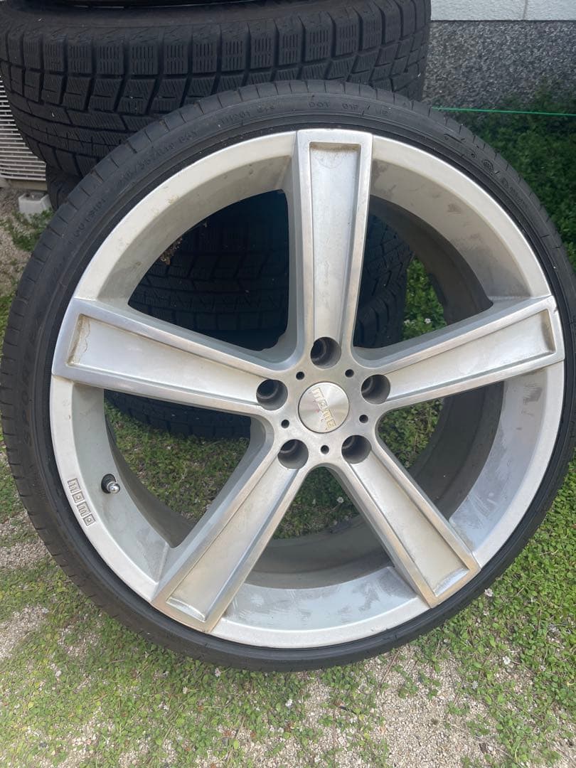 momo ホイール　19インチ　8j 114.3