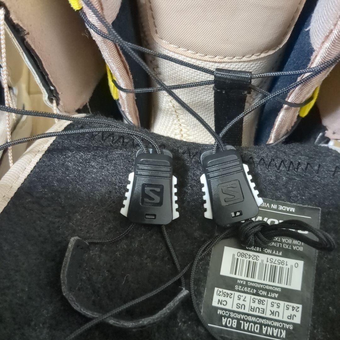 Salomon スノーボードブーツ 女性用 一部破損有
