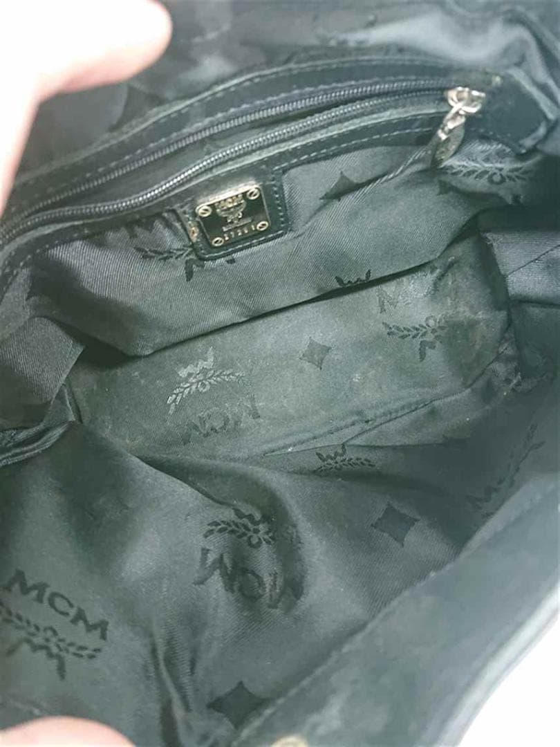 &エムシーエム MCM 巾着型ショルダーバッグ ブラック系 レディース