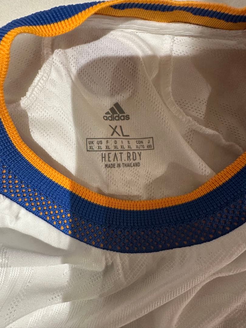 レアル・マドリード　モドリッチ　ユニフォーム