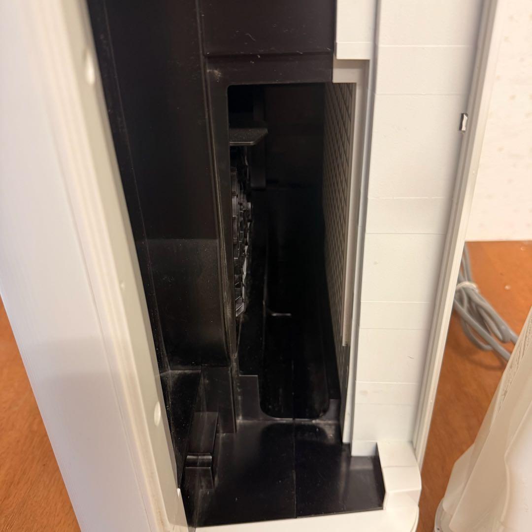 ● 極美品 SHARP 空気清浄機 KC-G50-W フィルター新品