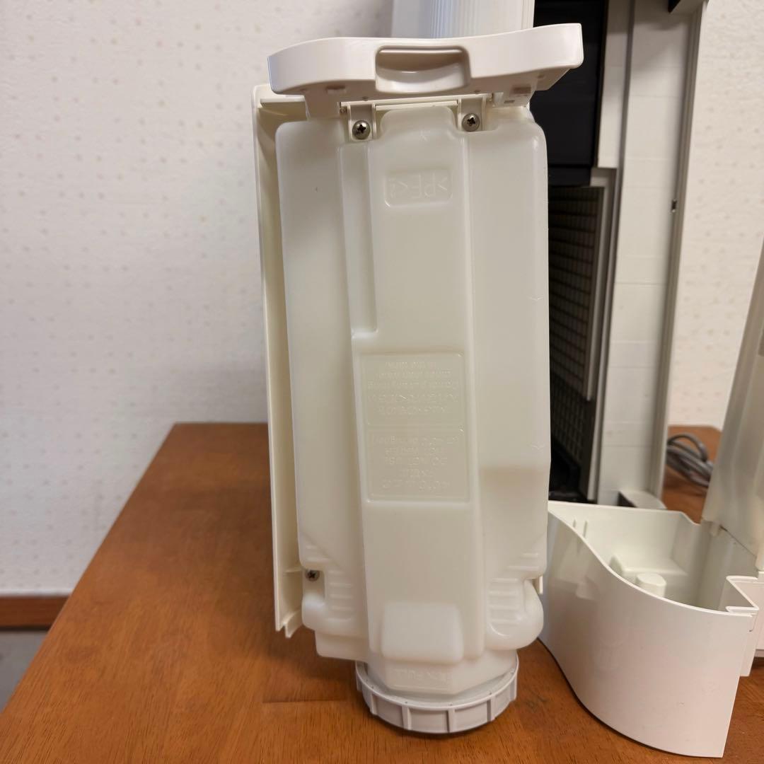 ● 極美品 SHARP 空気清浄機 KC-G50-W フィルター新品