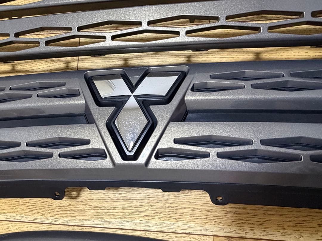 新型デリカD:5 後期 フロントグリルM'z SPEED バンパーガードセット