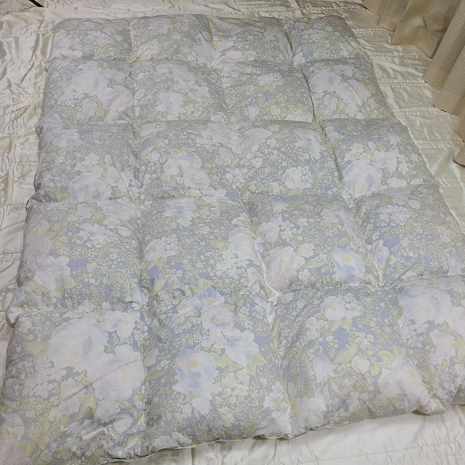 ふわもこ♡ヨーロッパ産ホワイトグースダウン95% 高級羽毛布団